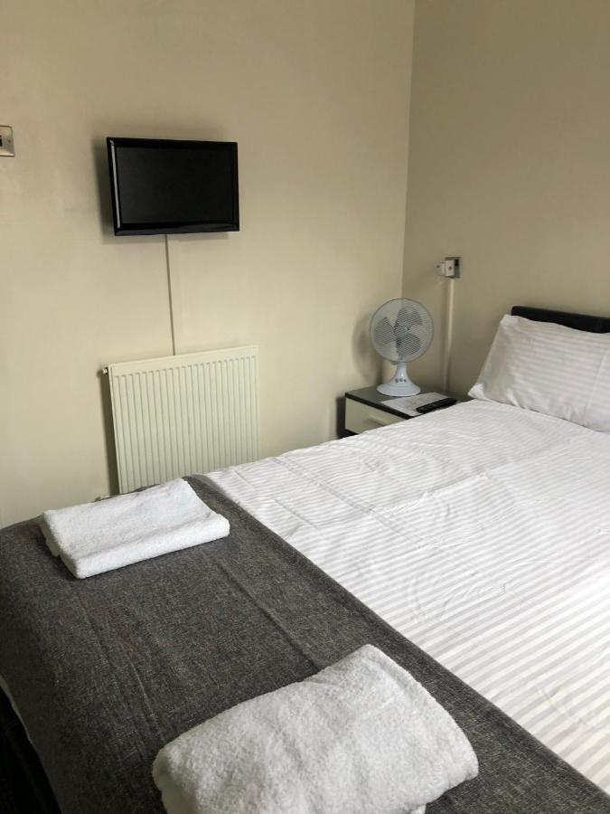 Ultimate Family Guest House Blackpool Ngoại thất bức ảnh