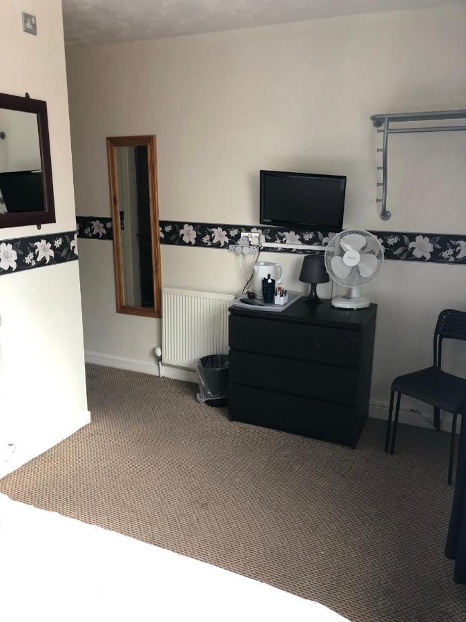Ultimate Family Guest House Blackpool Ngoại thất bức ảnh
