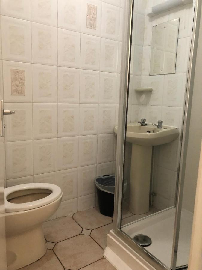 Ultimate Family Guest House Blackpool Ngoại thất bức ảnh