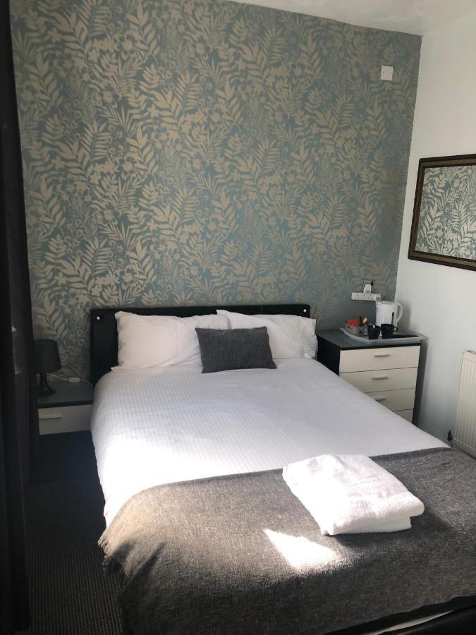 Ultimate Family Guest House Blackpool Ngoại thất bức ảnh